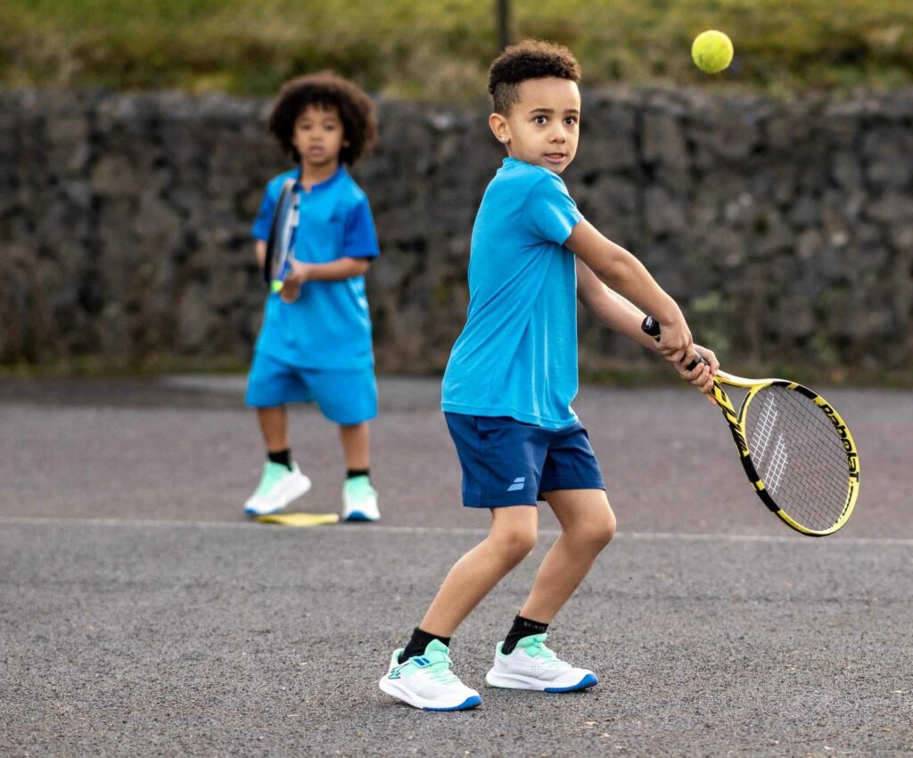 Sospechar Cooperación virtual Los mejores tips para elegir raquetas para niños